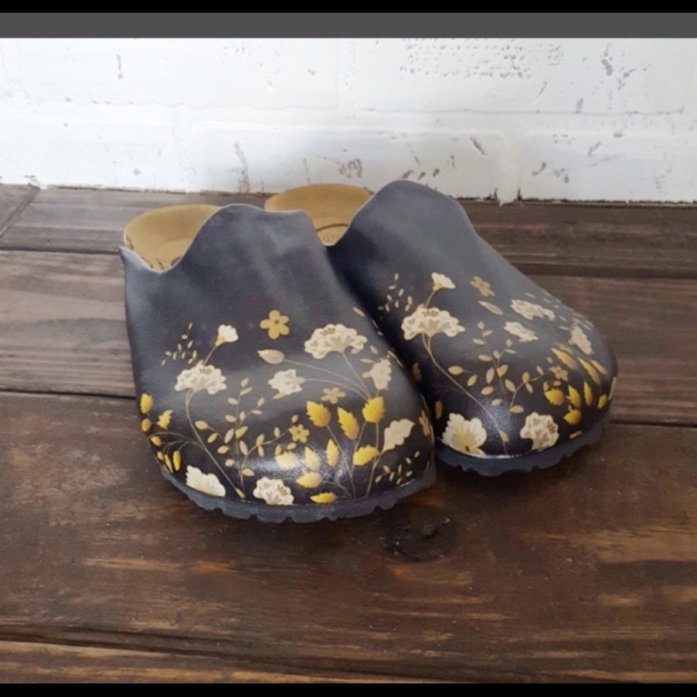 Calceo shoes